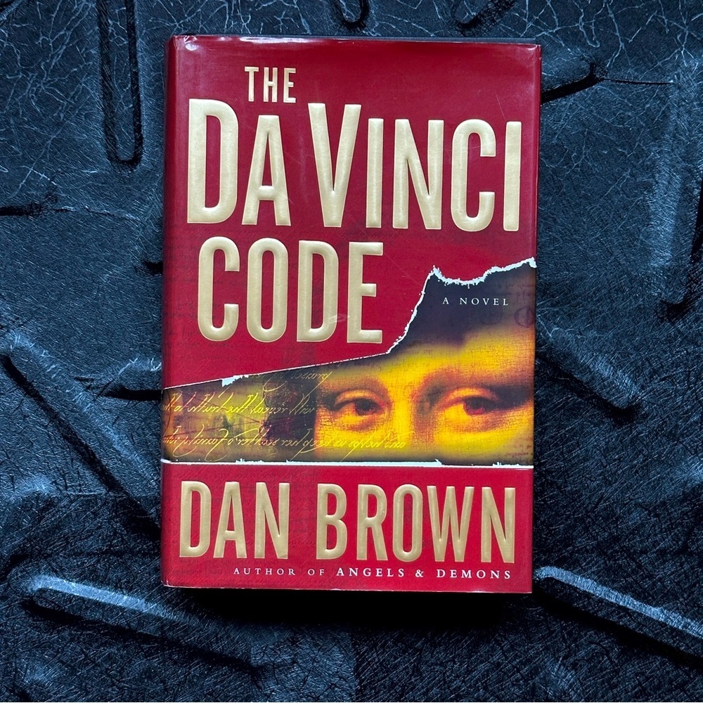 The Davinci Code: A Novel by Dan Brown | Fiction, Mystery| Hardcover Book